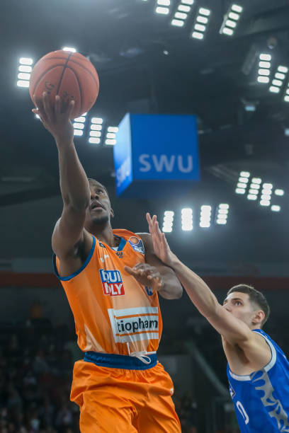 他的职业生 他的职业生