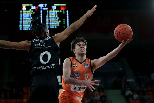 你需要我帮 你需要我帮