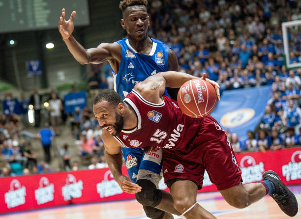 注的目光下 注的目光下