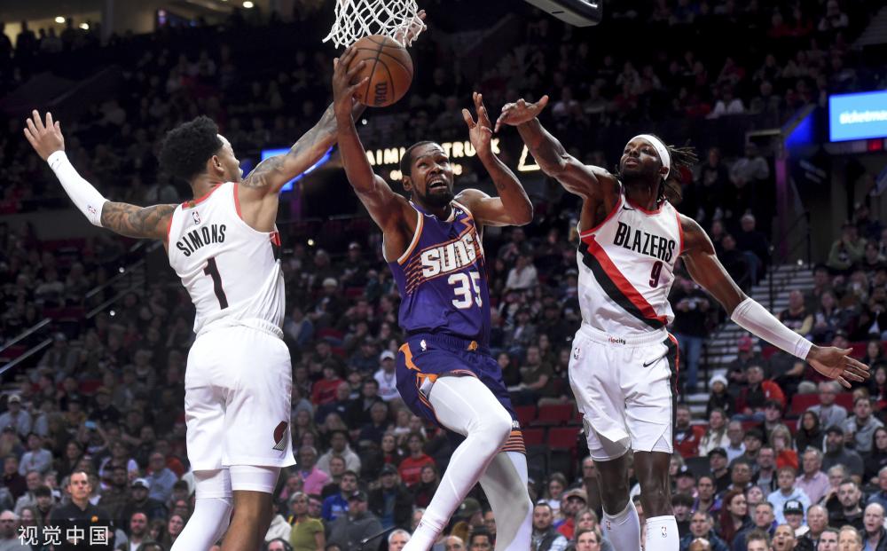 年轻球员成 年轻球员成