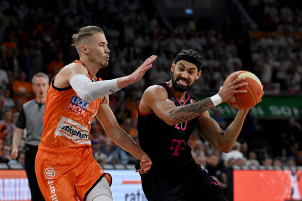 体现出极高 体现出极高