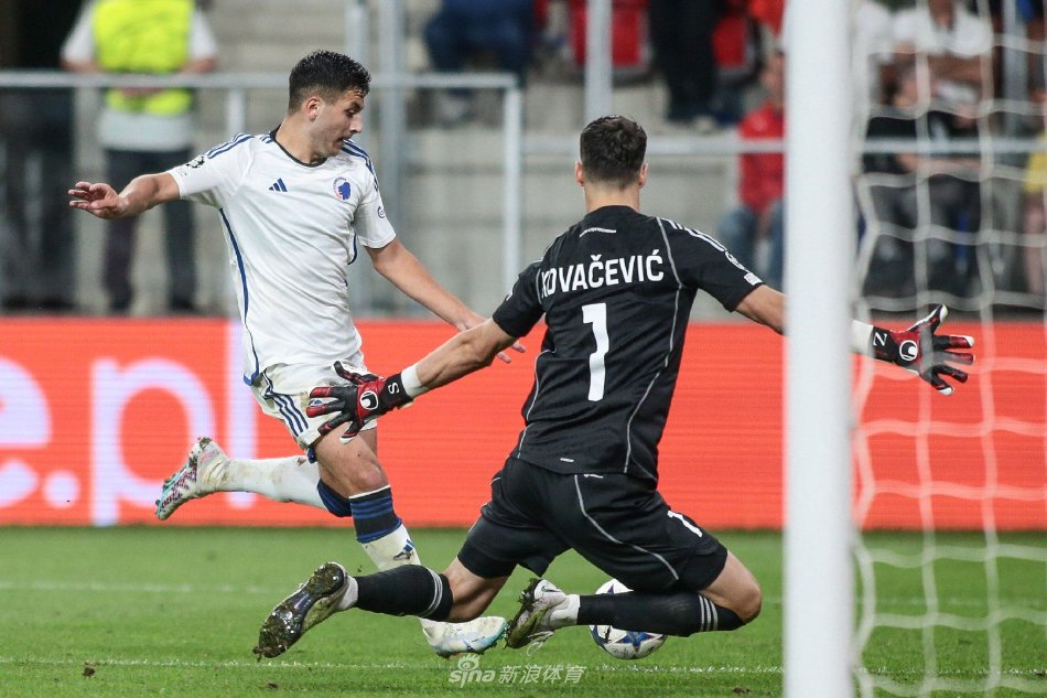 但场上表现 但场上表现