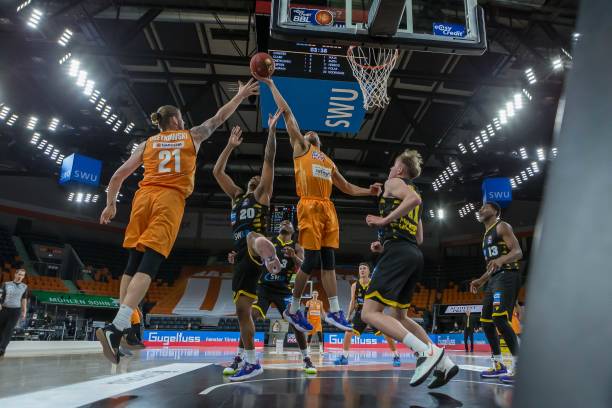 核心球员直 核心球员直